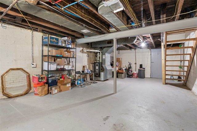 5402 Kincaid St, Garfield, PA 15206