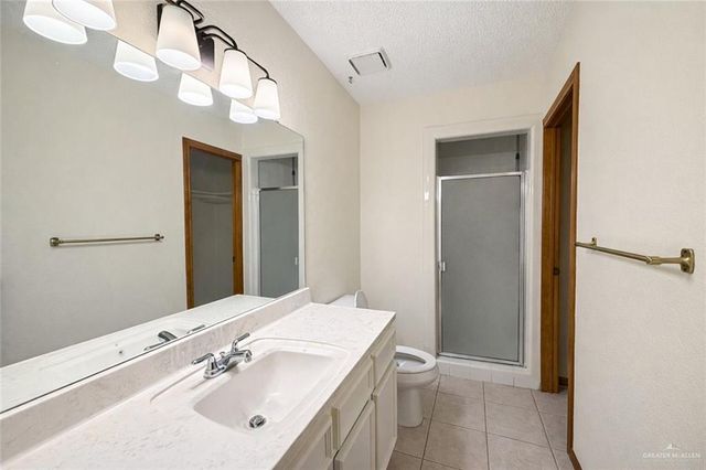 511B N Rose Ellen Circle, Mcallen, TX 78501