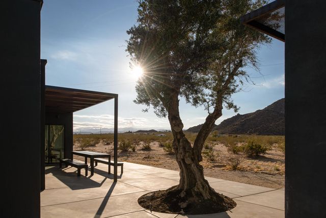 60052 Rocky Avenue, Landers, CA 92285