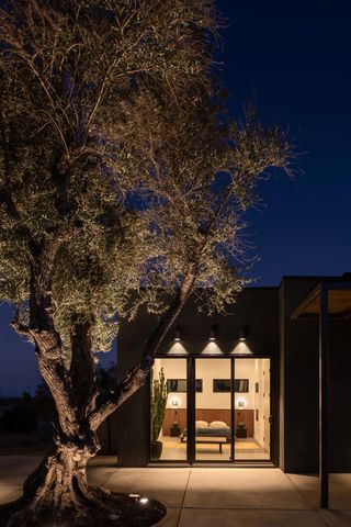 60052 Rocky Avenue, Landers, CA 92285