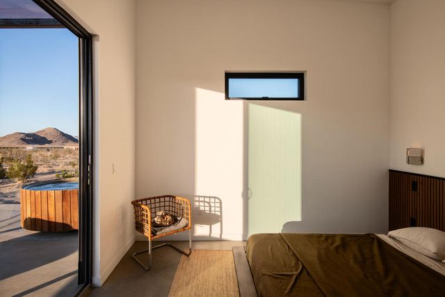 60052 Rocky Avenue, Landers, CA 92285