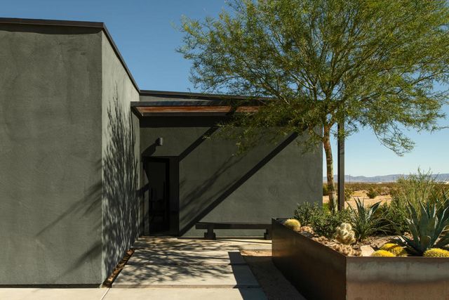 60052 Rocky Avenue, Landers, CA 92285