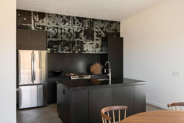 60052 Rocky Avenue, Landers, CA 92285