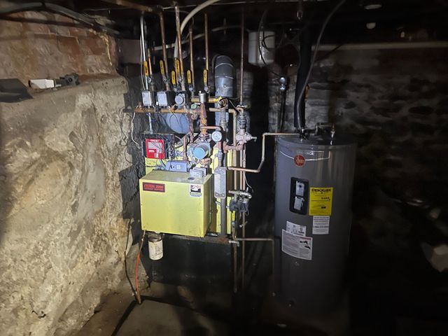 47 West Terrace Street, Claremont, NH 03743