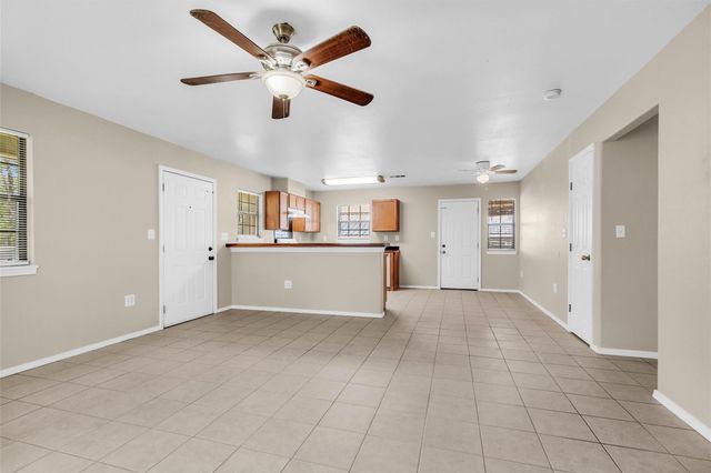 14236 E Ravine Run, Willis, TX 77318