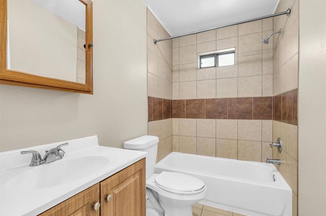 14236 E Ravine Run, Willis, TX 77318