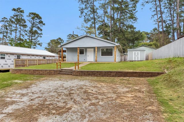 14236 E Ravine Run, Willis, TX 77318