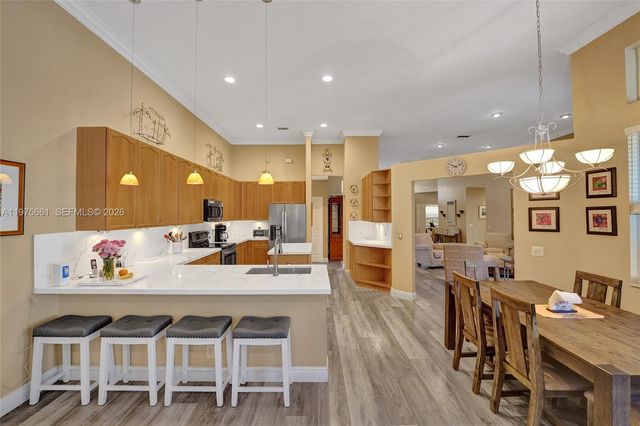 2458 Greenbrier Court, Weston, FL 33327
