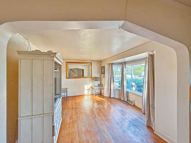 2212 123rd Place, Blue Island, IL 60406