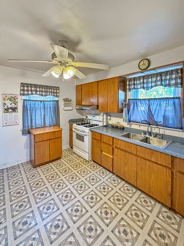 2212 123rd Place, Blue Island, IL 60406