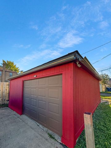 2212 123rd Place, Blue Island, IL 60406