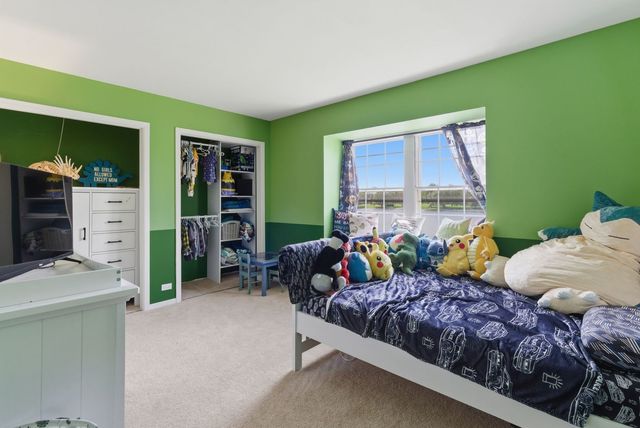 670 Versailles Circle D, Elk Grove Village, IL 60007
