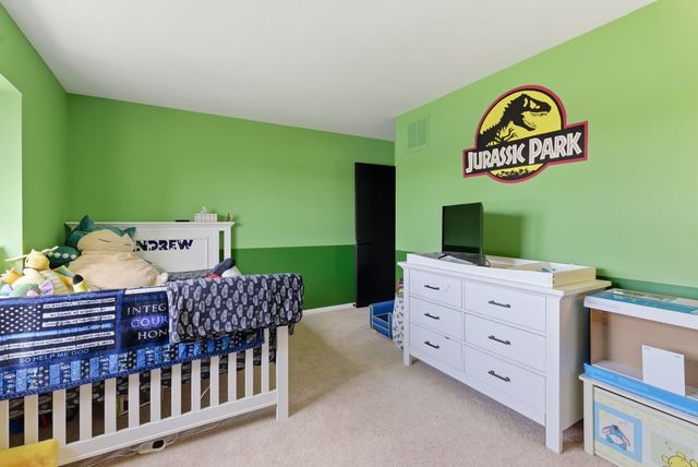 670 Versailles Circle D, Elk Grove Village, IL 60007