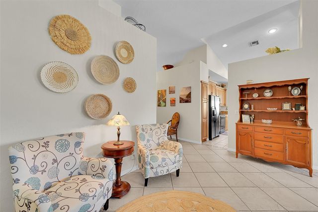 6030 Swans Way, Coconut Creek, FL 33073