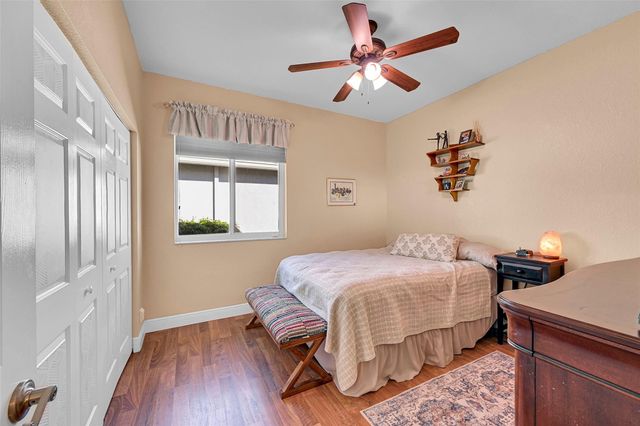 6030 Swans Way, Coconut Creek, FL 33073