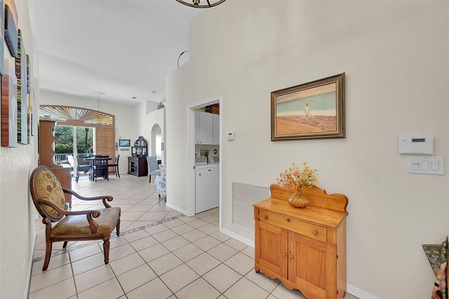 6030 Swans Way, Coconut Creek, FL 33073