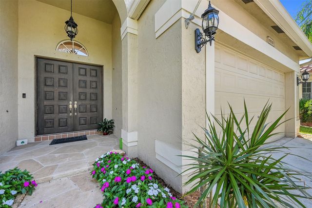 6030 Swans Way, Coconut Creek, FL 33073