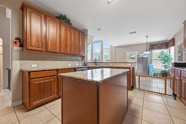 8231 Terra Valley Lane, Tomball, TX 77375