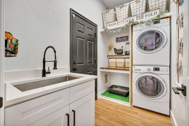 207 Via Rosina, Jupiter, FL 33458