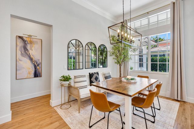 207 Via Rosina, Jupiter, FL 33458