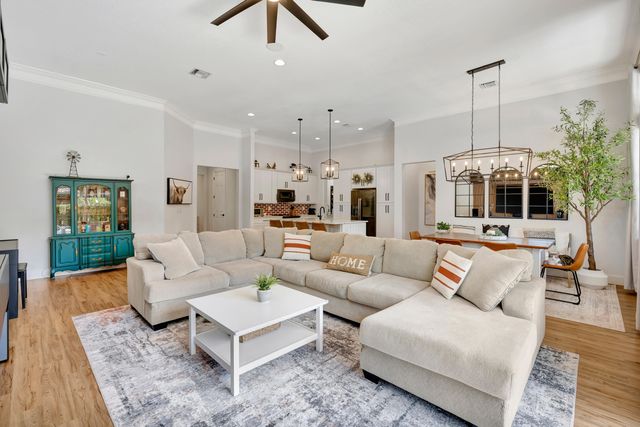 207 Via Rosina, Jupiter, FL 33458