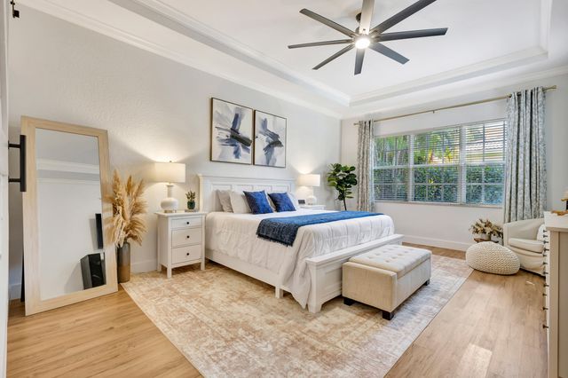 207 Via Rosina, Jupiter, FL 33458