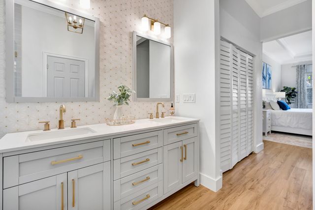 207 Via Rosina, Jupiter, FL 33458