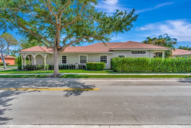 207 Via Rosina, Jupiter, FL 33458