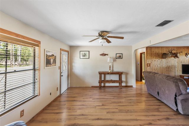13296 SW COUNTY ROAD 231, Brooker, FL 32622