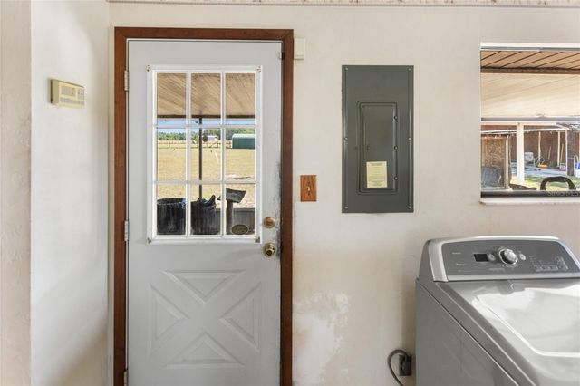 13296 SW COUNTY ROAD 231, Brooker, FL 32622