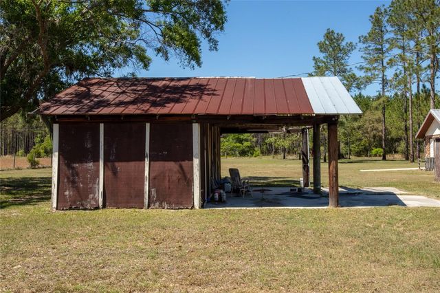 13296 SW COUNTY ROAD 231, Brooker, FL 32622
