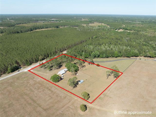 13296 SW COUNTY ROAD 231, Brooker, FL 32622