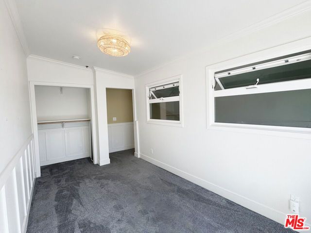 13801 Oxnard Street 206, Los Angeles, CA 91401