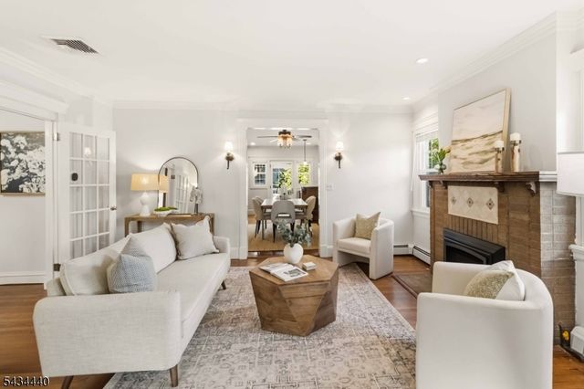 12 Van Dyke Pl, Summit City, NJ 07901