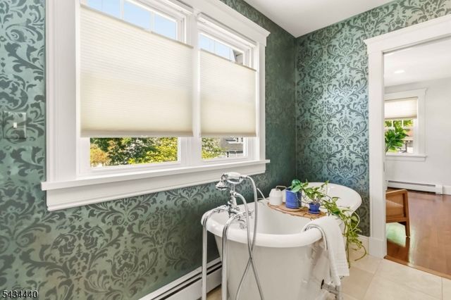 12 Van Dyke Pl, Summit City, NJ 07901
