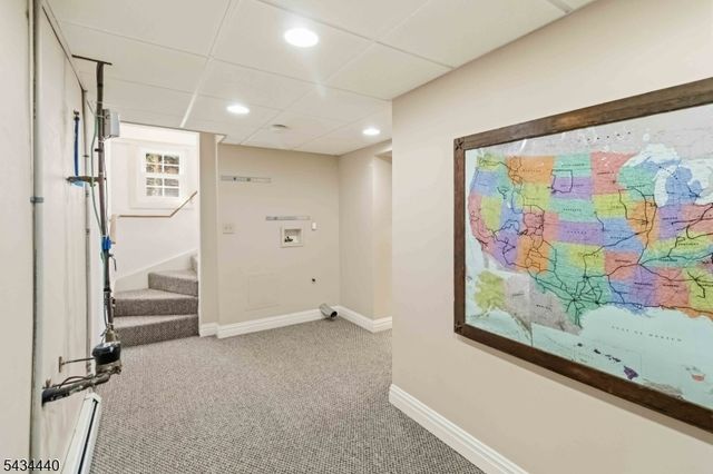 12 Van Dyke Pl, Summit City, NJ 07901
