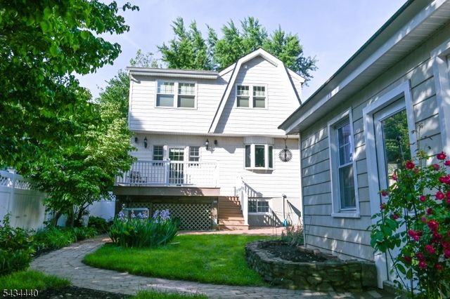 12 Van Dyke Pl, Summit City, NJ 07901