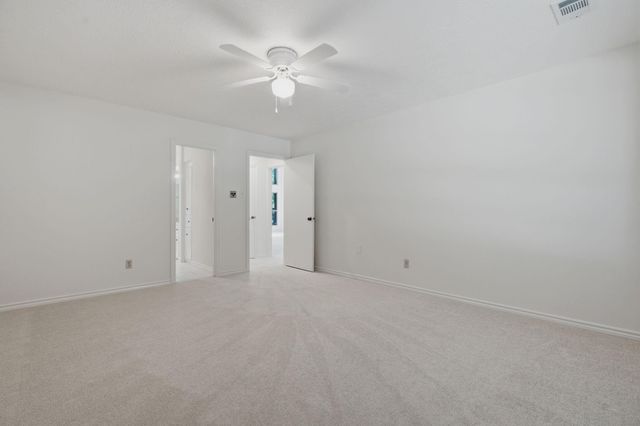 9 N Havenridge Drive, The Woodlands, TX 77381