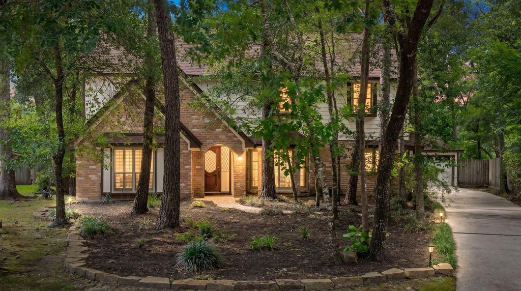 9 N Havenridge Drive, The Woodlands, TX 77381