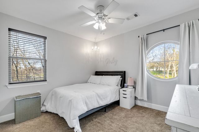 689 Jim Cannon Road, Van Alstyne, TX 75495