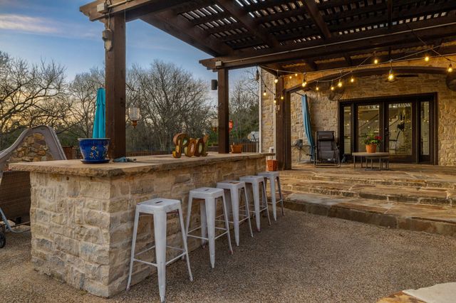 689 Jim Cannon Road, Van Alstyne, TX 75495