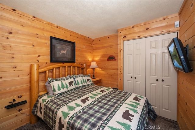 163 Ice Box Lane, Big Bear Lake, CA 92315