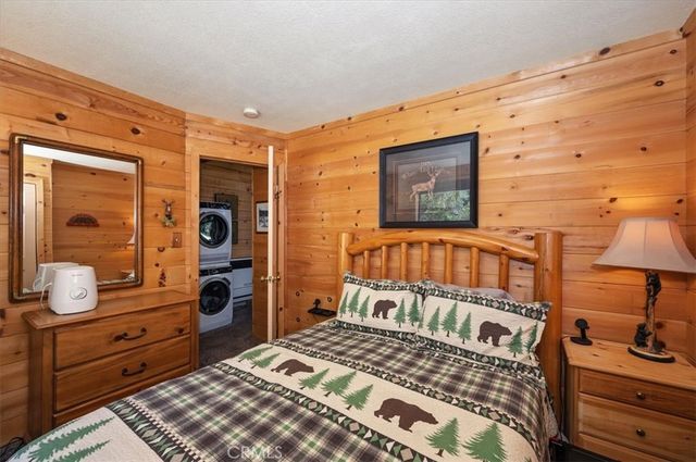 163 Ice Box Lane, Big Bear Lake, CA 92315