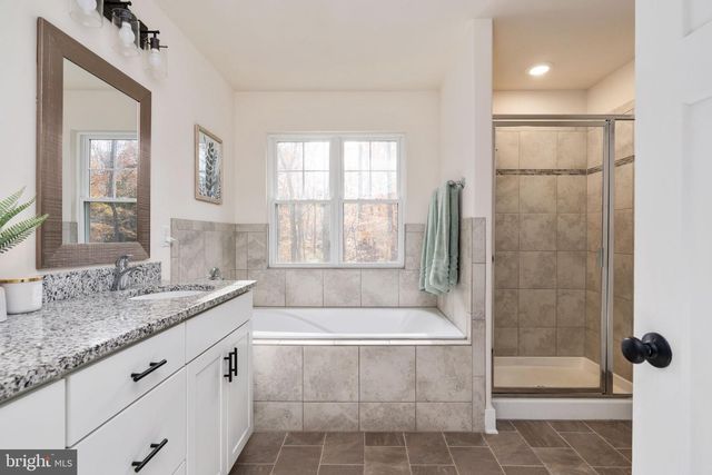 110 CRYSTAL CT, Locust Grove, VA 22508
