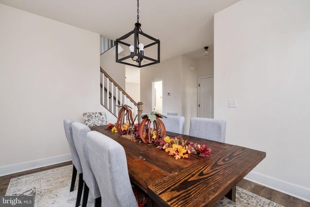 110 CRYSTAL CT, Locust Grove, VA 22508