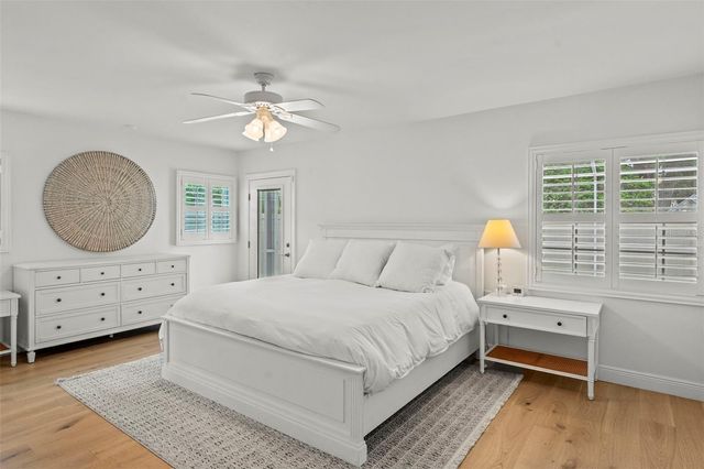 480 W DAVIS BOULEVARD, Tampa, FL 33606
