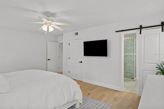 480 W DAVIS BOULEVARD, Tampa, FL 33606