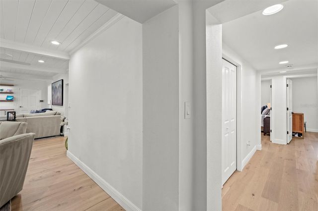 480 W DAVIS BOULEVARD, Tampa, FL 33606