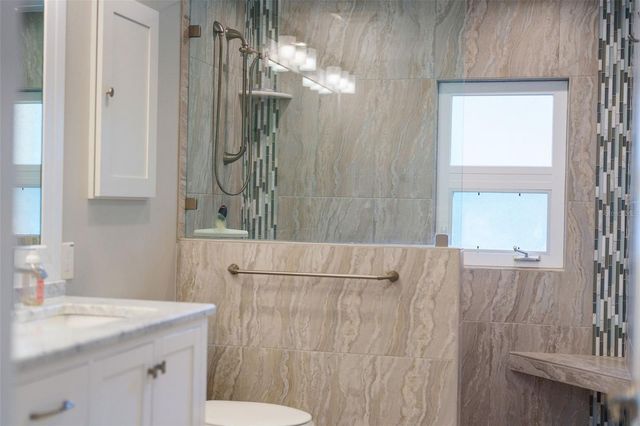 480 W DAVIS BOULEVARD, Tampa, FL 33606