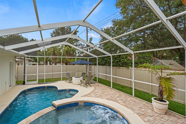 480 W DAVIS BOULEVARD, Tampa, FL 33606